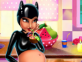 խաղ Catwoman Pregnant