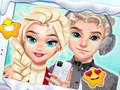 խաղ Couple #Selfie Winter Outfit