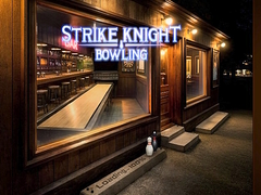 խաղ Strike Knight Bowling